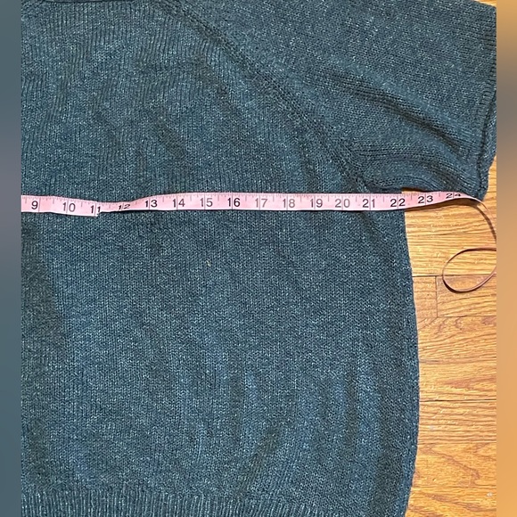 EUC Soft Sweater - Picture 3 of 3